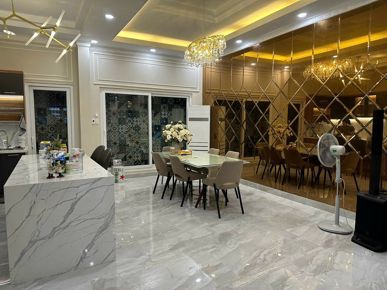Biệt thự 3 lầu (6,4x18-nở hậu) 5 phòng master, n.thất c.cấp, hẻm xe hơi khu cao cấp Võ Thị Sáu, Q.1